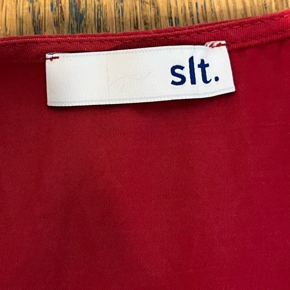 ❤️ SLT STUDIO – Red Blouse Size S - Picture 2 of 11